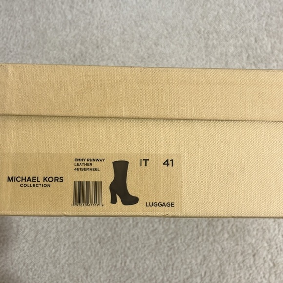 Michael Kors Collection Emmy Runway Leather Boots - Picture 4 of 6